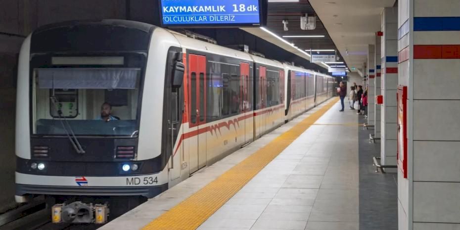 İzmir'de o hatta metro seferleri normale döndü