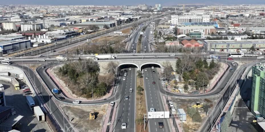 Konya'da o kavşak için şerit sayısı ikiye çıkarıldı