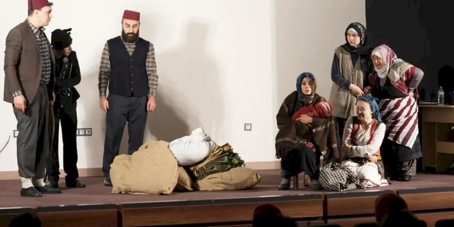 Trabzon’un kayıp yılları ilçelerde sahneye taşınıyor