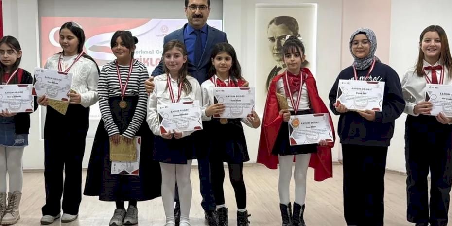 Artvin’de, İstiklal Marşı’nı güzel okuma yarışması düzenlendi