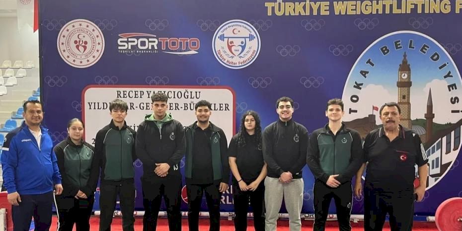 Konya Karatay Belediyespor’dan halterde Türkiye şampiyonluğu