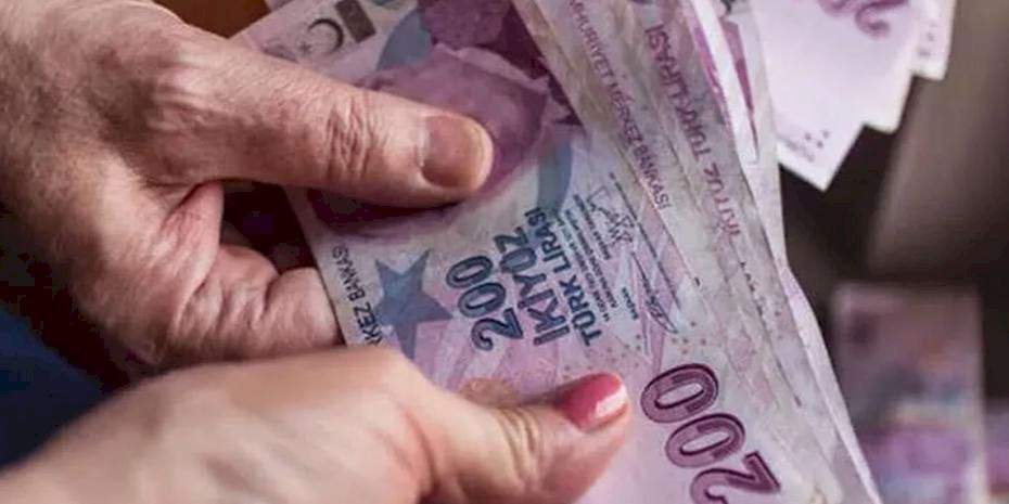Yaşlı ve engelli aylıkları hesaplara yatırılıyor