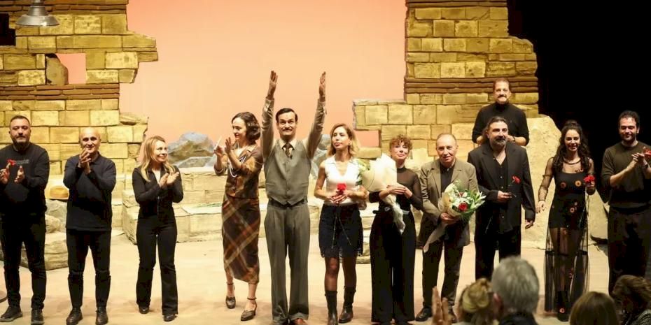 İstanbul Bakırköy Belediye Tiyatroları’ndan gala coşkusu