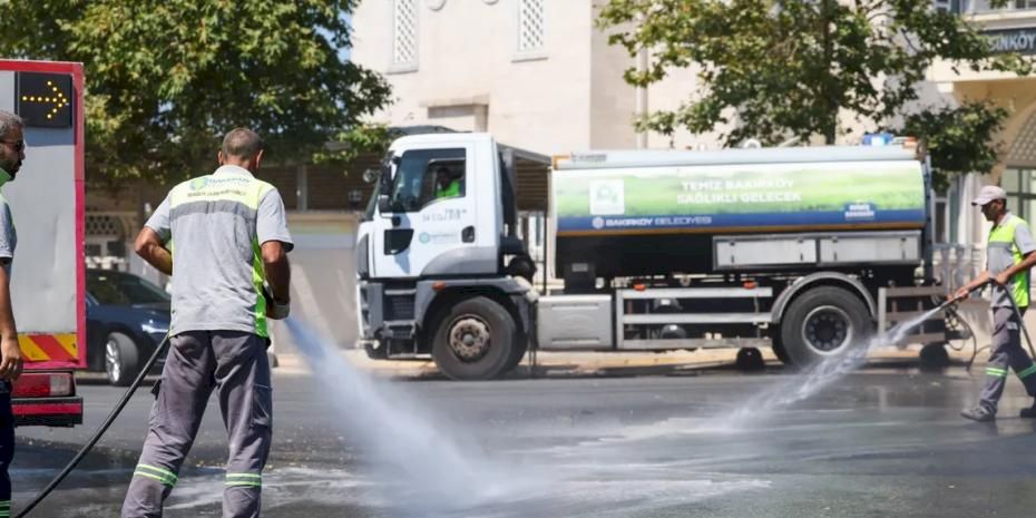 İstanbul Bakırköy’de temizlik seferberliği başladı