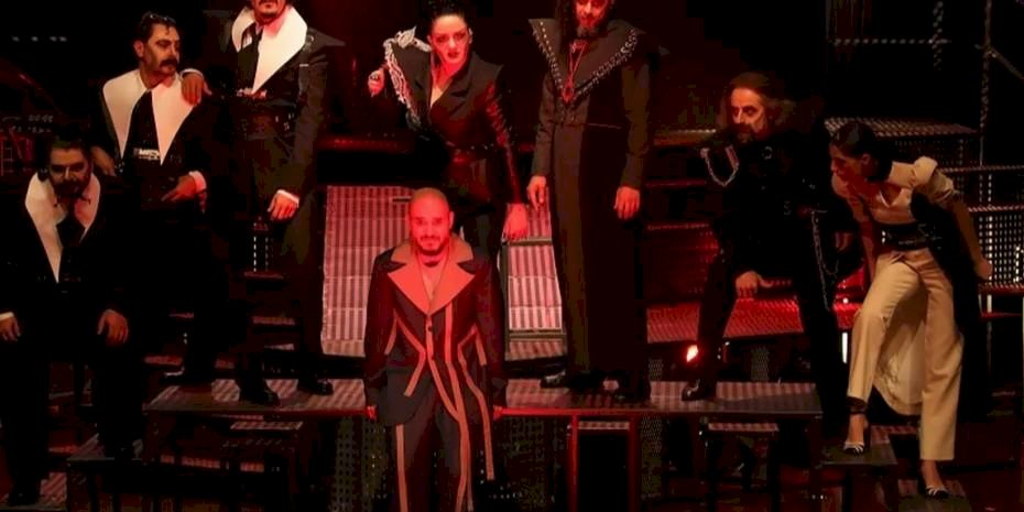 Konya Şehir'e 'yılın oyunu' ödülü