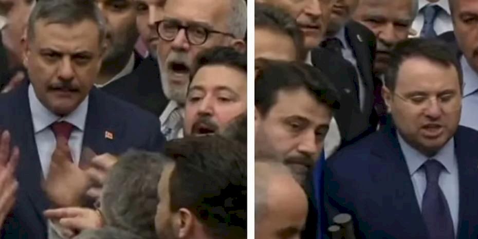 TBMM'de yemin öncesi gerginlik! Bakanlar vekiller arasında yemin etti