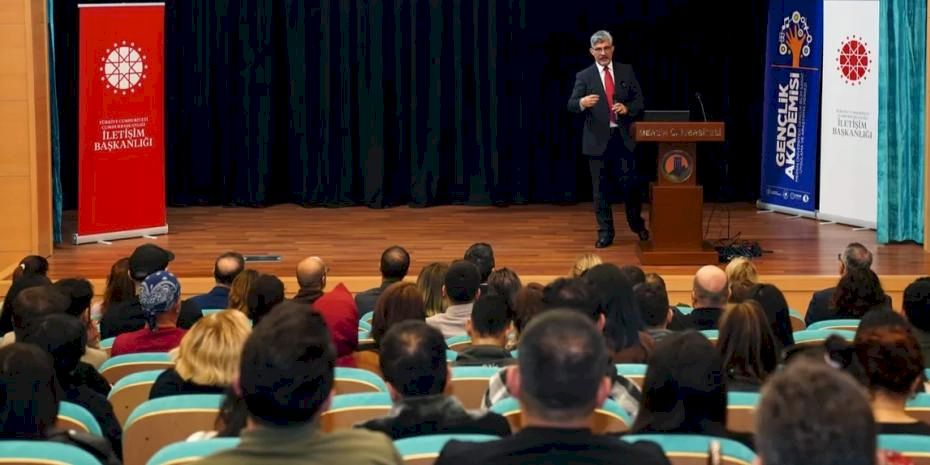 İletişim Başkanlığı Adana'dan medyaya yapay zekâ eğitimi