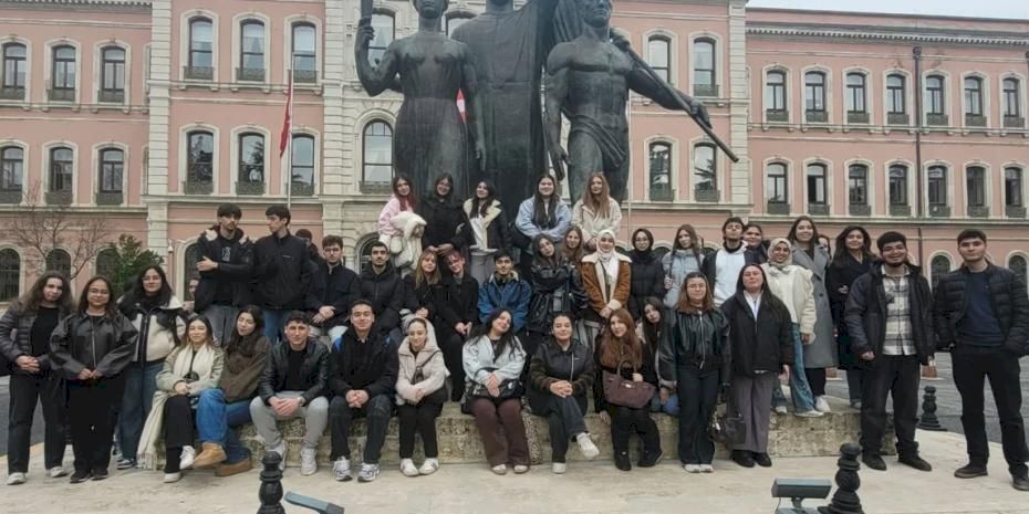 Maltepeli üniversite adaylarından İstanbul Üniversitesi’ne ziyaret