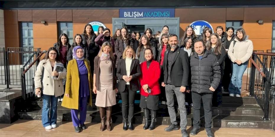 Kayseri Bilim Merkezi geleceği kodladı