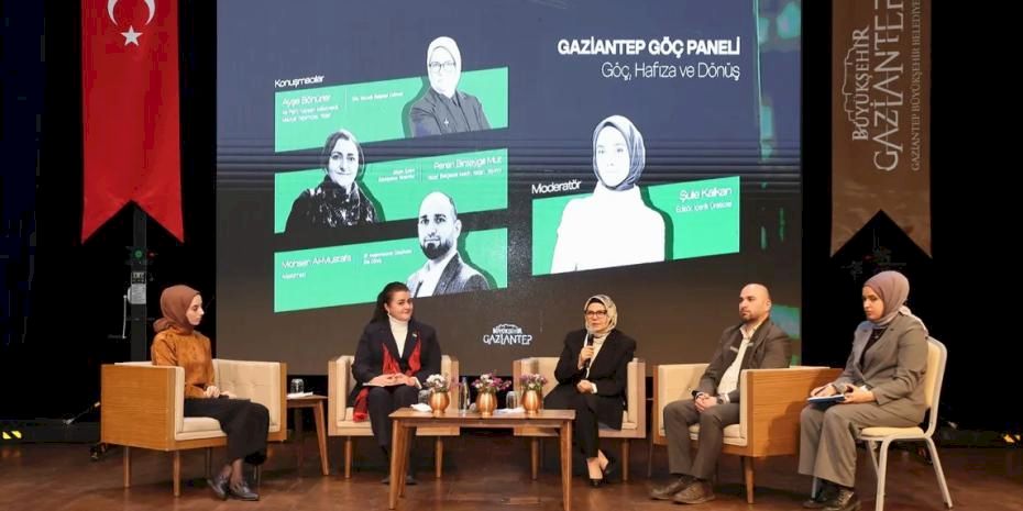 'Yeşil Otobüs' belgeseli Gaziantep’te ilk gösterimini yaptı