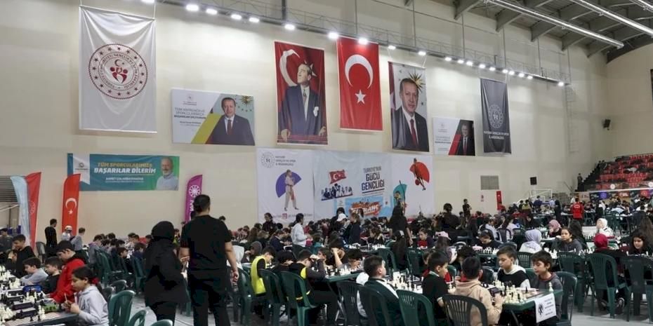 Kayseri Kocasinan'da satranç şöleni sona erdi