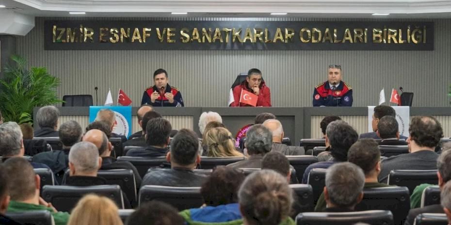 Yangın güvenliğinde yeni dönem İzmir'de konuşuldu