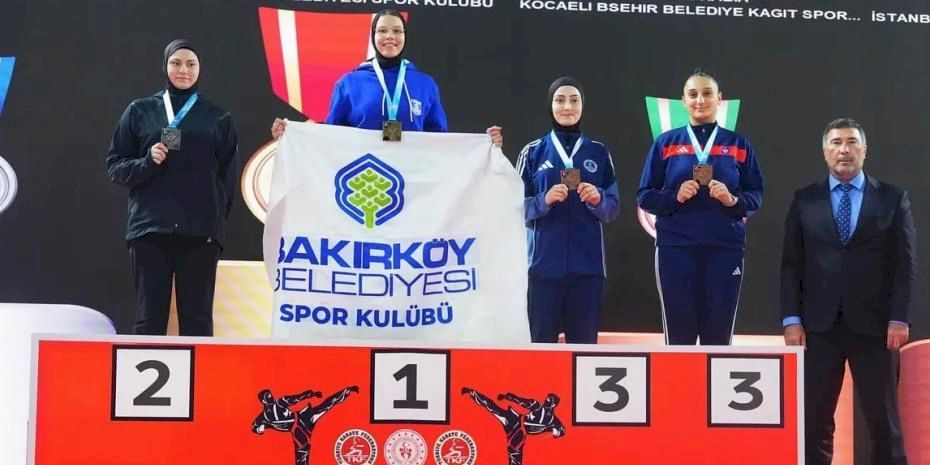 İstanbul Bakırköylü karateciler gururlandırdı