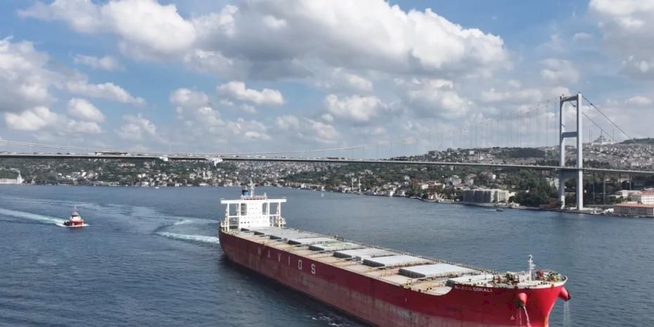 Türk boğazları 2025'te 85 binlik gemi trafiğini yönetti