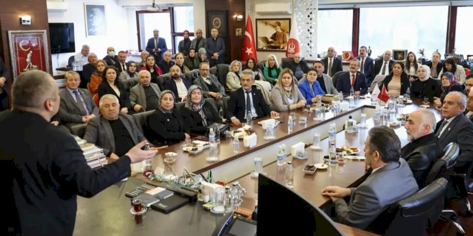 Keçiörenli muhtarlardan Başkan Özarslan'a destek ziyareti