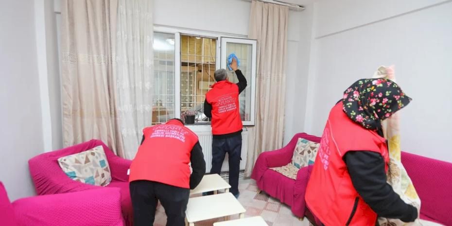 Gaziantep'te ramazan öncesi yaşlı ve engellilere kapsamlı destek