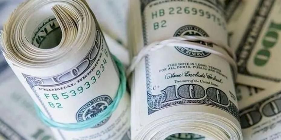 Bakırköy’de film gibi operasyon! Araçtan çalınan milyonlarca dolar ele geçirildi