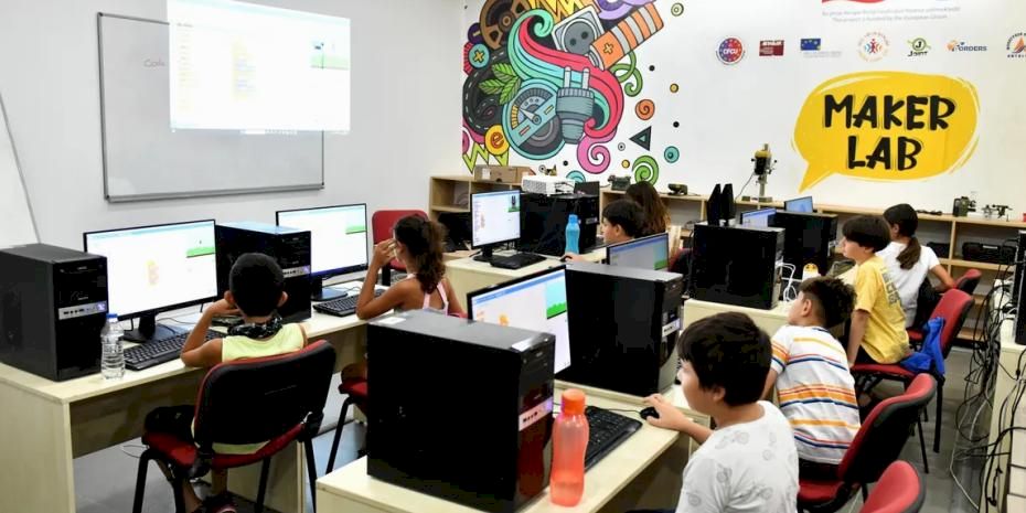 Antalya’da çocuklara robotik kodlama eğitimi