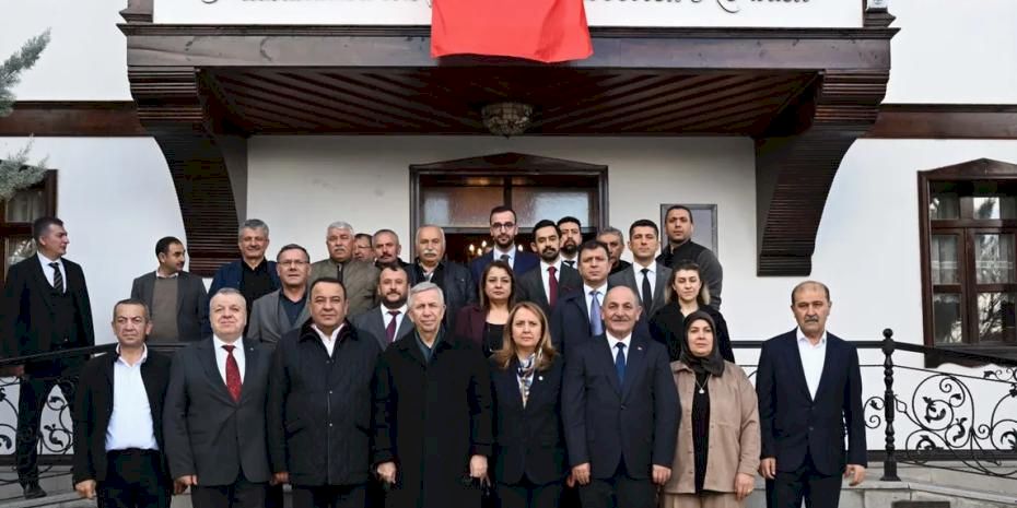 Mansur Yavaş Kalecik’te Hamsi Şöleni’ne katıldı