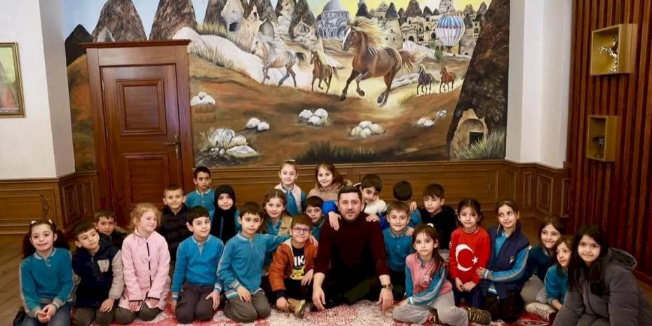 Nevşehirli öğrencilerden Başkan Rasim Arı'ya ziyaret