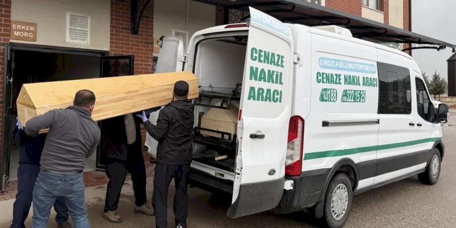 Kocaeli'de cenazeler 7/24 ücretsiz naklediliyor