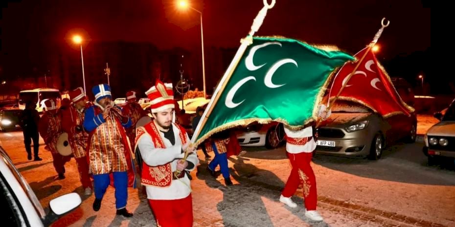 Nevşehirliler sahura Mehteran'la kalktı