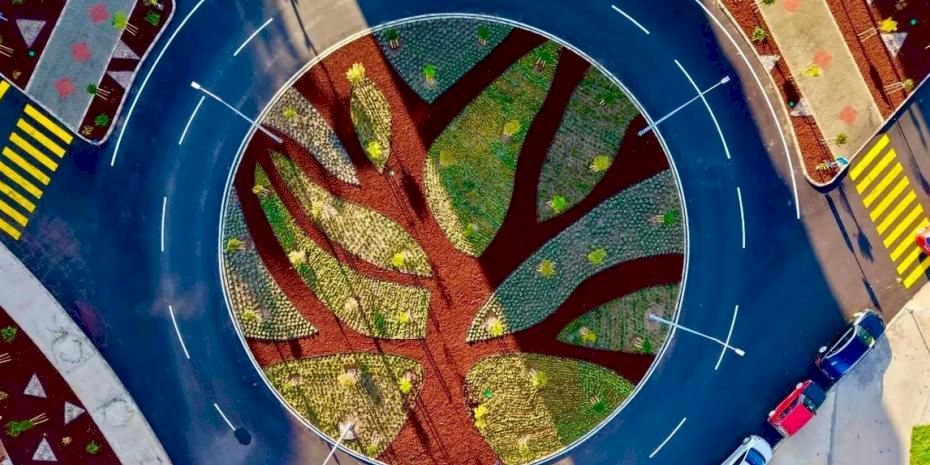 İzmir'de kavşaklar sanat eserine dönüşüyor