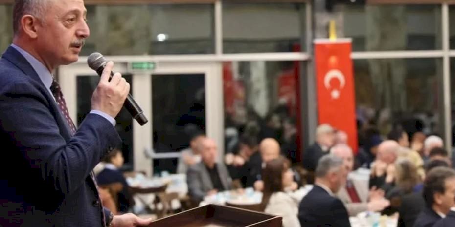 Kocaeli protokolü ilk iftarı şehit aileleri ve gazilerle yaptı