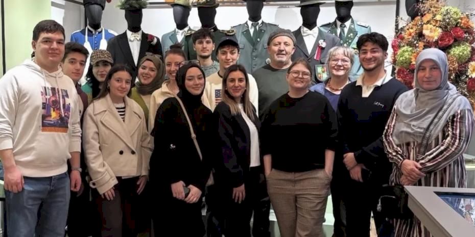 Neuss Nevşehirli gençlerle buluştu