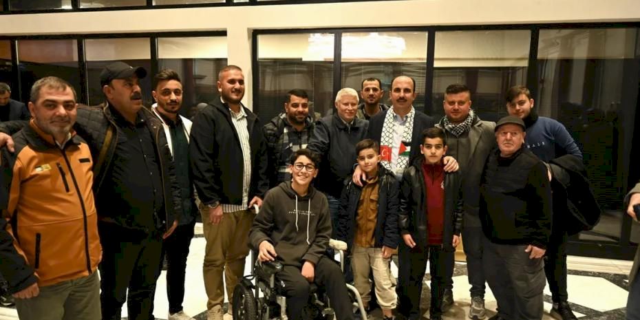 Gazzeli aileler aynı sofrada bir araya geldi