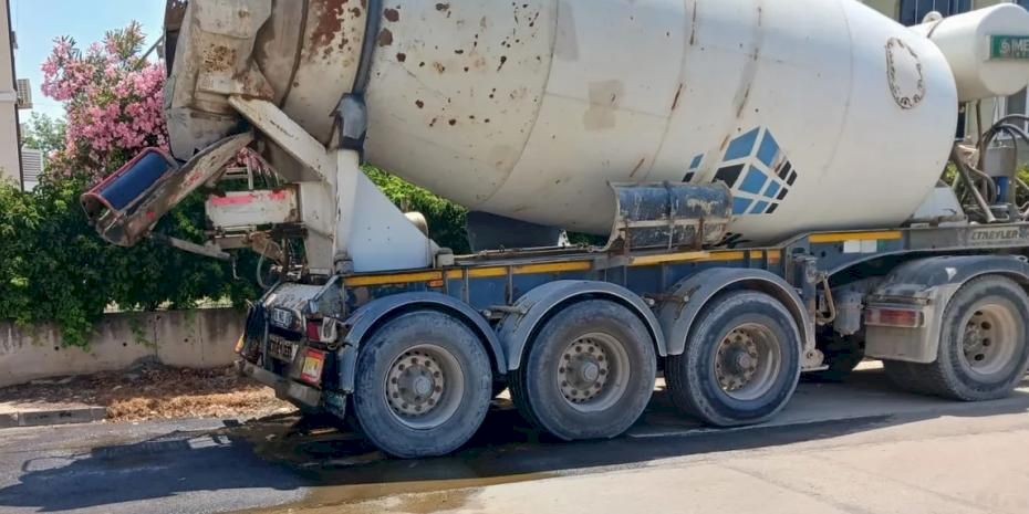 Elazığ’da yollara beton döken miksere para cezası