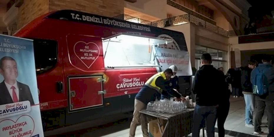 Denizli Büyükşehir’den cami çıkışlarında geleneksel ikram