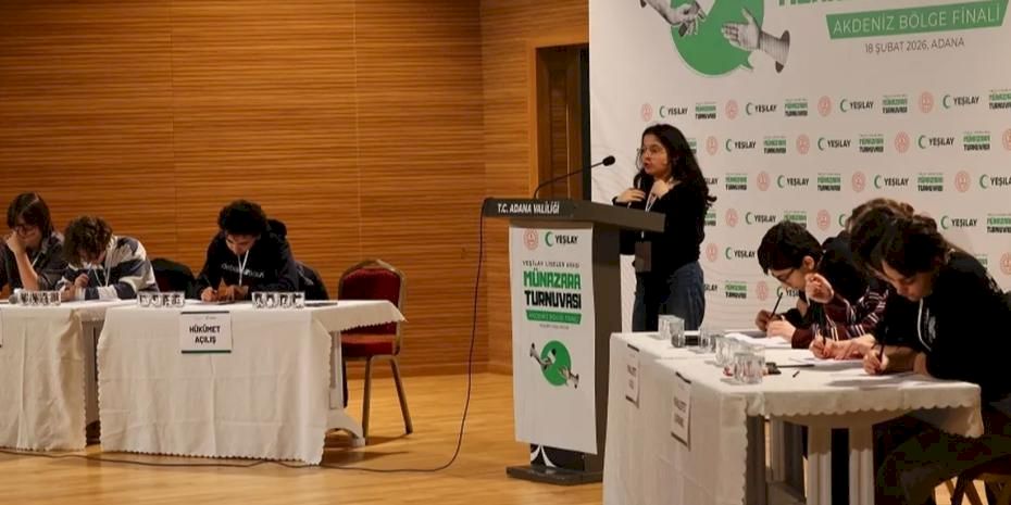 Yeşilay'ın lise münazaralarında 'Akdeniz Bölge Finali' tamamlandı