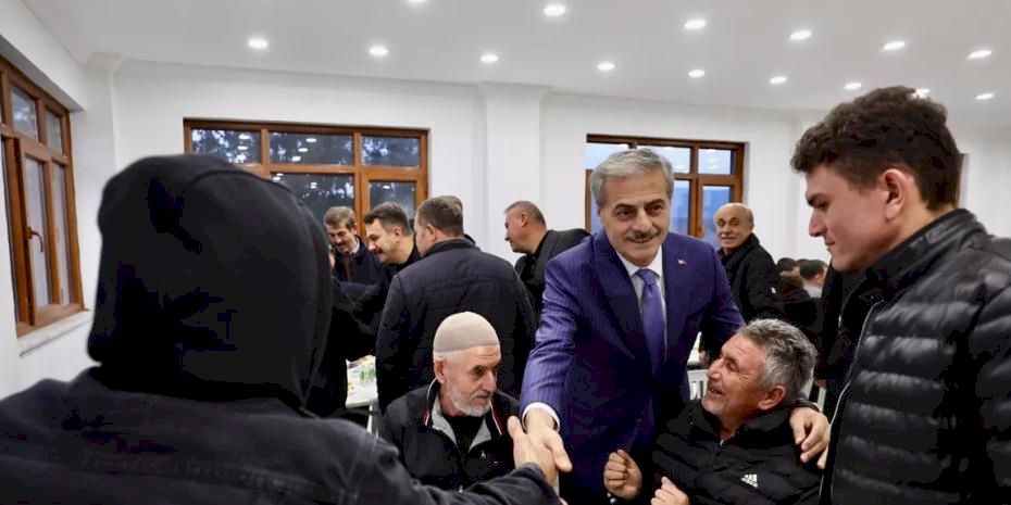 Sakarya'da Başkan Alemdar Taraklı’da vatandaşlarla buluştu