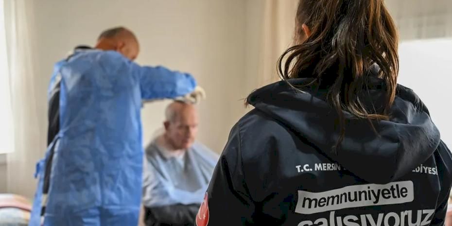 Mersin’de evde sağlık hizmeti vatandaşın yanında