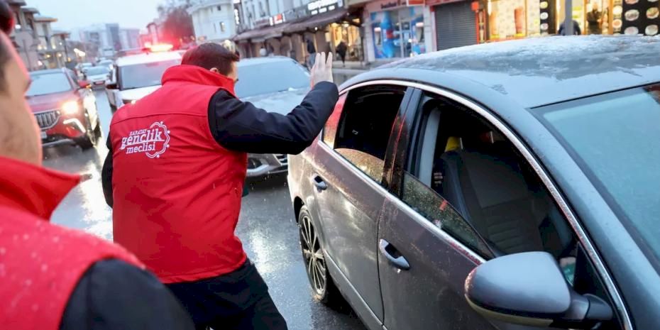Konya Karatay'da manevi iklim her ortamda sürüyor