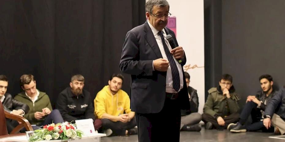 Yazar şair Hayati İnanç Sakarya’da