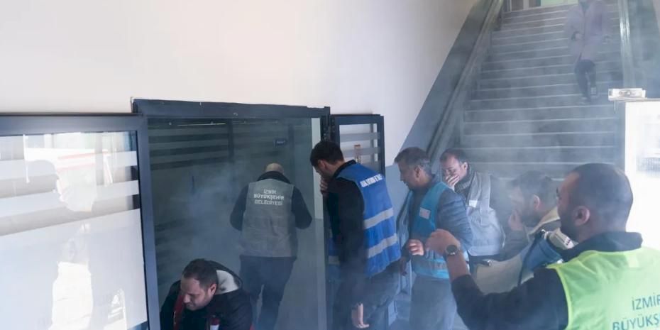 İzmir Büyükşehir personeli afetlere hazırlandı