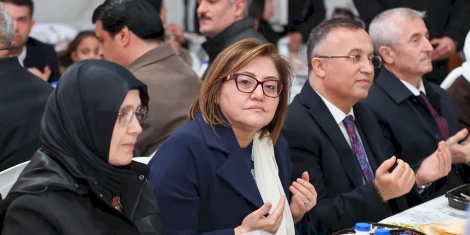 Gaziantep'ten Halep'te 10 bin kişilik iftar