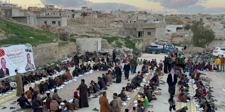 Konya, Suriye'nin üç şehrinde sofra kuruyor
