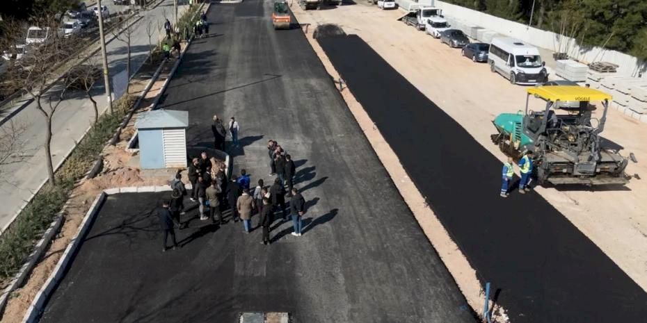 İzmir’in yollarında tam gaz asfalt seferberliği