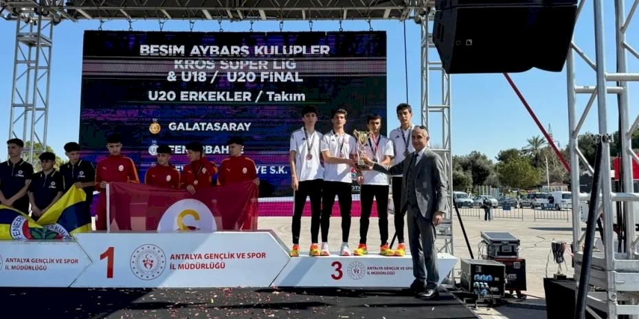 Nevşehir Belediyesi Türkiye kürsüsünde