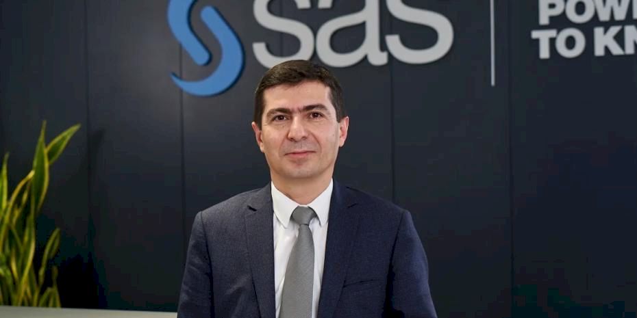 Küresel Yapay Zeka Deneyimi Yerel Dönüşümü Hızlandırabilir mi?