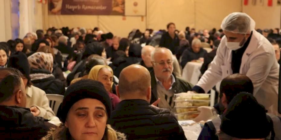 Dayanışma Sofrası Maltepe’de büyüyor