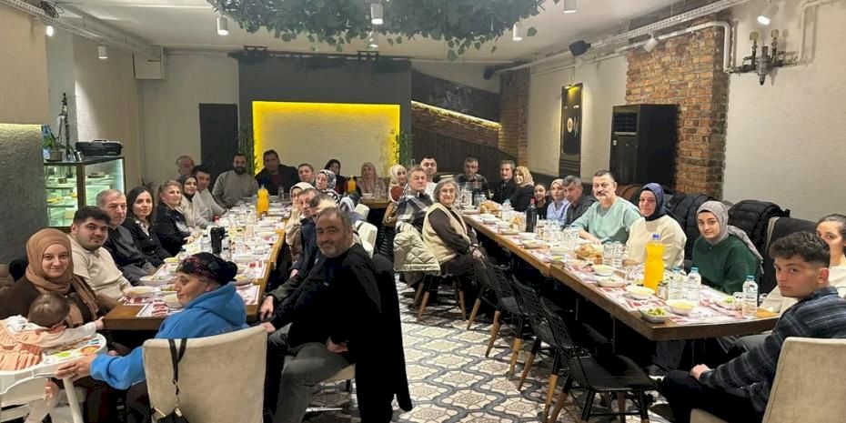 Artvin’de taksici esnafı iftarda buluştu