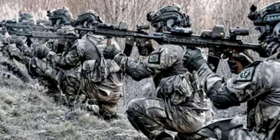 Terörle mücadele kararlılıkla sürüyor...  3 terörist daha teslim oldu