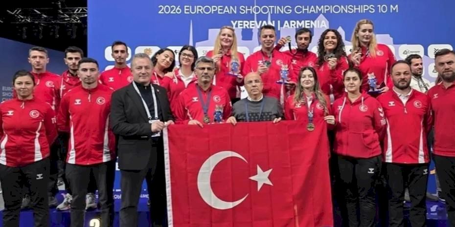 Türk Milli Tabanca Atış Takımı Avrupa'dan 3 madalya ile döndü