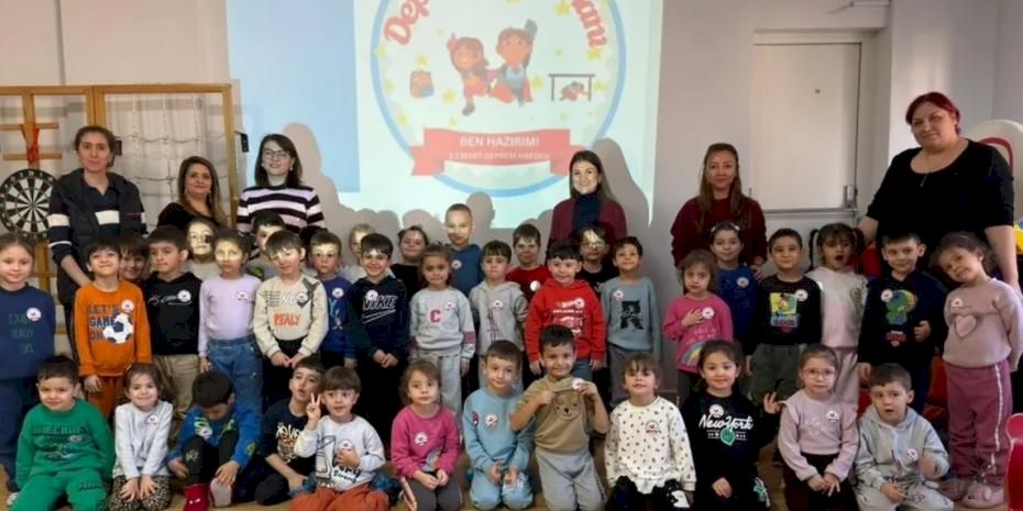 Eskişehir’de miniklere deprem farkındalık atölyesi