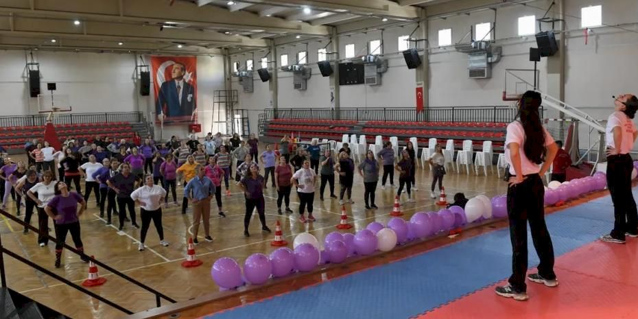 Çiğli’de 8 Mart ruhu: Kadınlar sanatla, sporla ve yürüyüşle buluştu