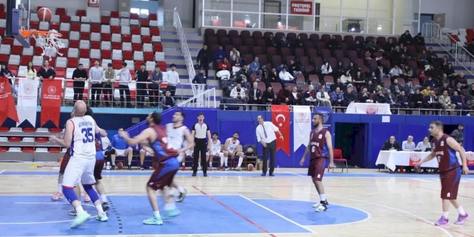 Ağrı Gençlik Spor potada farklı kazandı
